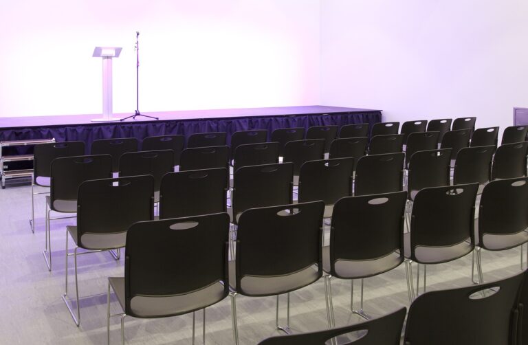 The Rise of Peer-to-Peer Learning Communities